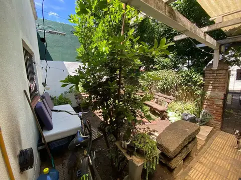 Depto Tipo Casa en Venta en Olivos, USD 140.000