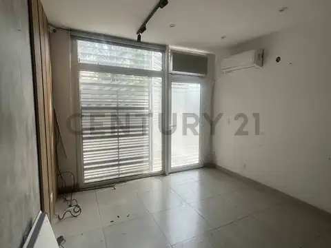 Alquiler Oficina / Local comercial – Villa Pueyrredón