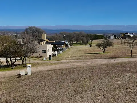 Lote en venta - 1123m2 - B° Privado Los Milagros  -  Calamuchita -  Gas natural. cód 2107