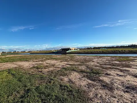 Terreno en Venta en Funes Lakes, USD 76.500