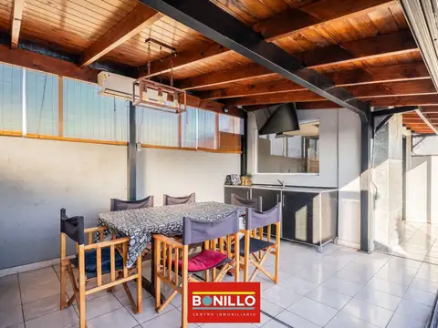 Depto Tipo Casa en Venta de 4 ambientes