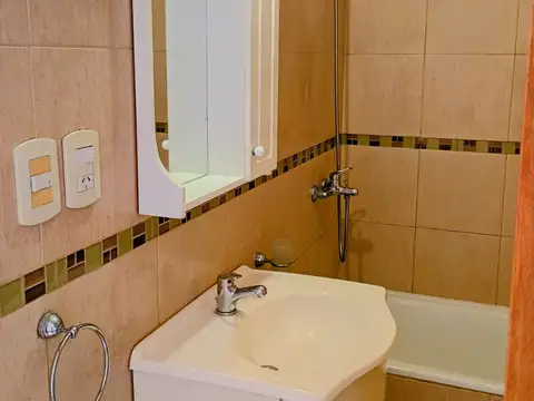 Departamento en Alquiler en Ramos Mejía Sur, $ 570.000