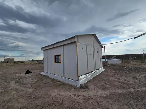 LUJAN DE CUYO - VERTIENTES DEL PEDEMONTE - B° VALLE DEL PLATA -Cerro Blanco - Mzna G, CASA 1 -