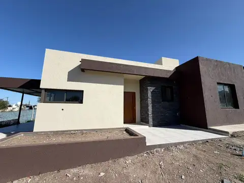 Casa en Venta en Villa Santa Cruz del Lago, USD 108.000
