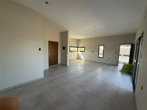 Casa en Venta con 1 cochera