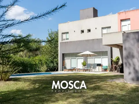 Casa 5 ambientes con 2 baños