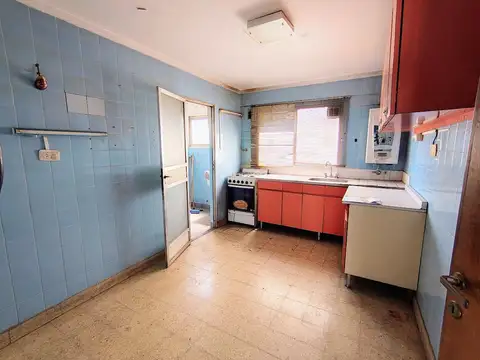 Departamento 4 ambientes con 2 baños