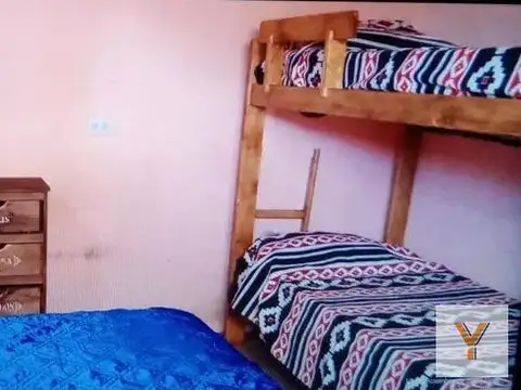 Casa 5 ambientes con 3 baños