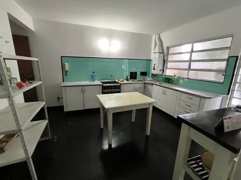 Depto Tipo Casa en Venta 70 años
