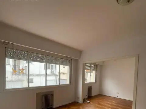 Excelente Departamento 2 ambientes en el corazón de Recoleta