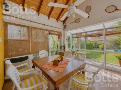 Casa en Venta en Country Banco Provincia - ACEPTA PERMUTA