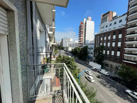 Cordoba 2100, Piso 4