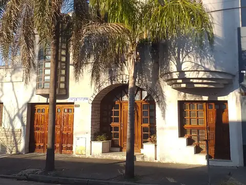 CASA EN VENTA EN PERGAMINO ZONA CENTRO