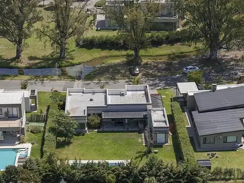 Casa en Venta de 4 dormitorios