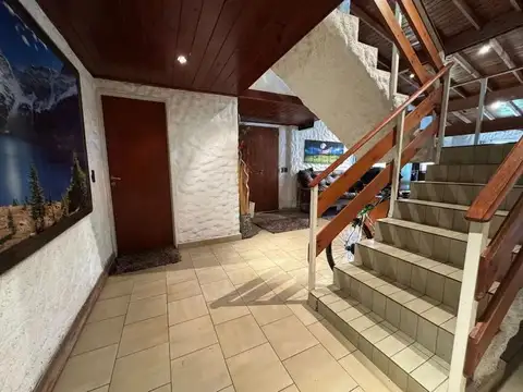 Casa de 4 ambientes con quincho y piscina en Venado I. Canning, Esteban Echeverría.