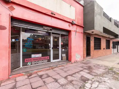 Avenida Remedios de Escalada de San Martín 900