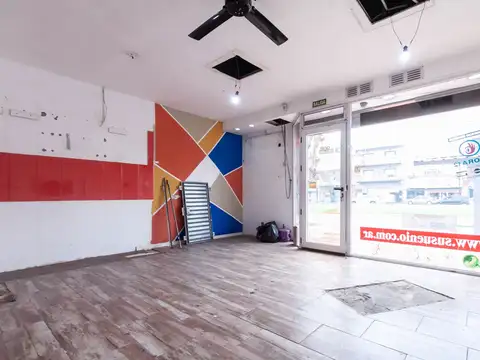 Avenida Remedios de Escalada de San Martín 900
