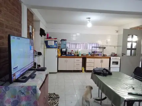 VENTA DE CASA DE 1 DORMITORIO EN BARRIO DON BOSCO