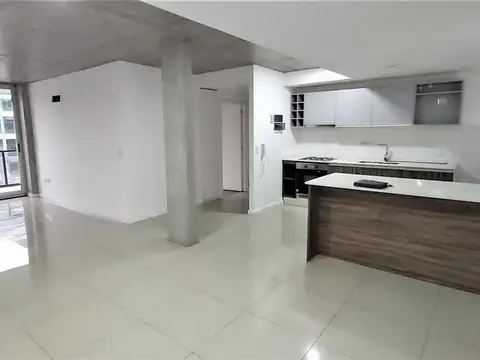 Venta Departamento 3 dormitorios cochera doble, baulera. Pileta - Fisherton