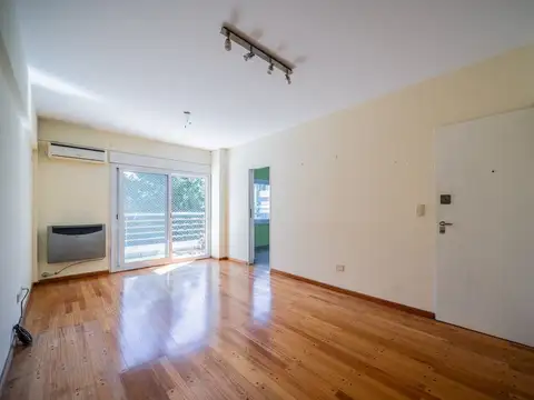 Alquiler Residencial  Vte López 2 amb y cochera 