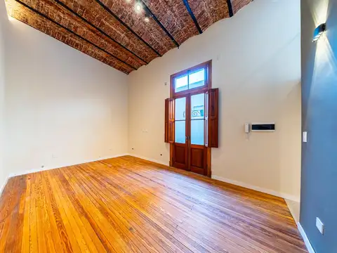 Casa de pasillo. 2 dorm