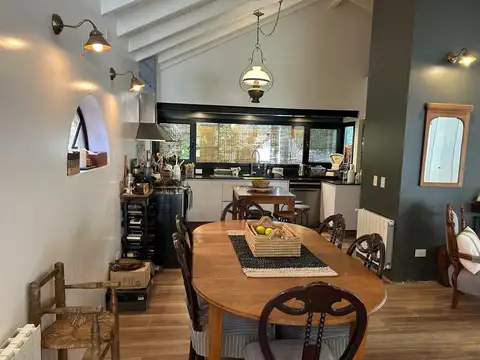 Casa en Venta en El Bosque, USD 250.000