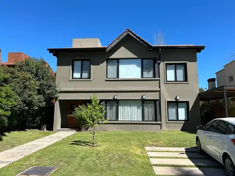 Casa en venta en El Bosque