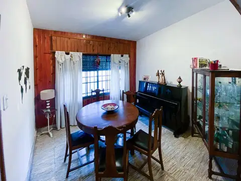 Casa en Venta en Barrio Matheu, USD 105.000