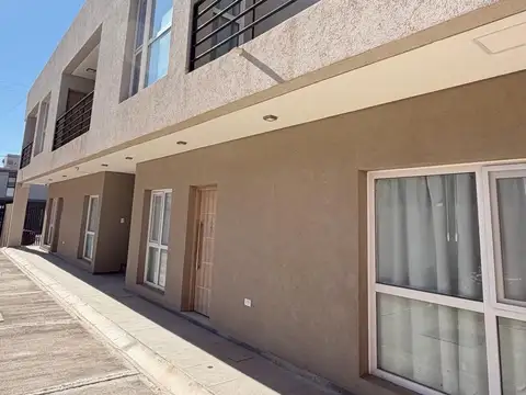 Departamento en Alquiler de Monoambiente