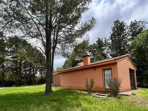CASA EN VENTA 3 DORMITORIOS CON PILETA -MOLINARI