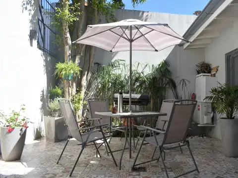 VENTA PH 4 ambientes con patio FLORIDA OESTE