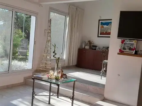 VENTA CASA 3 DORMITORIOS COUNTRY VILLA ALLENDE