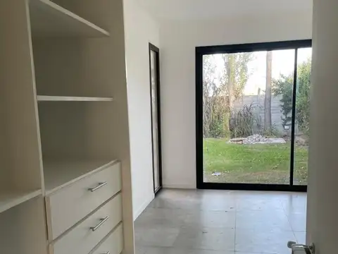 Casa 3 ambientes con 3 baños