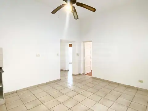Depto Tipo Casa en Venta 60 años