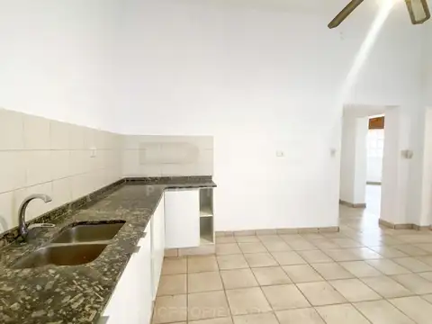 Depto Tipo Casa en Venta con 1 cocheras