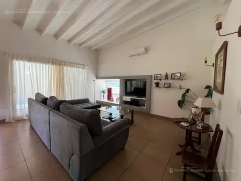 Alquiler temporal – Casa con pileta, galería y jardín en Santa Clara, Villa Nueva Tigre
