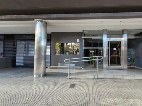 Martiniano Leguizamón 1600