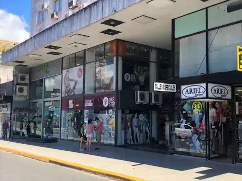Local en Venta 50 años