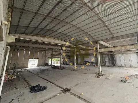 Galpon en Venta en Carrasco Norte, USD 2.300.000