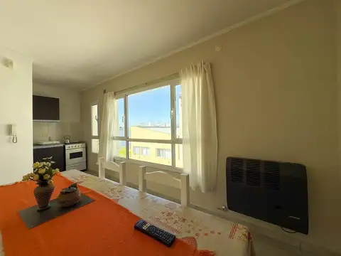 Avenida Falucho 1200