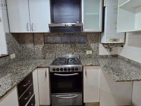 Departamento en Alquiler en Villa del Parque, $ 850.000