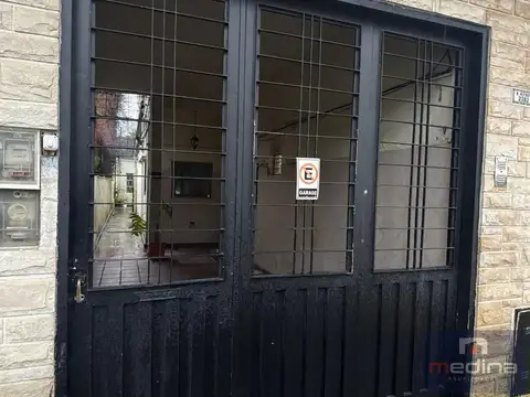 Depto Tipo Casa en Alquiler de 2 ambientes