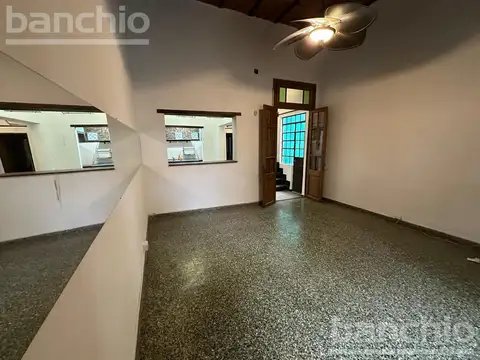 Casa 3 ambientes con 1 baño