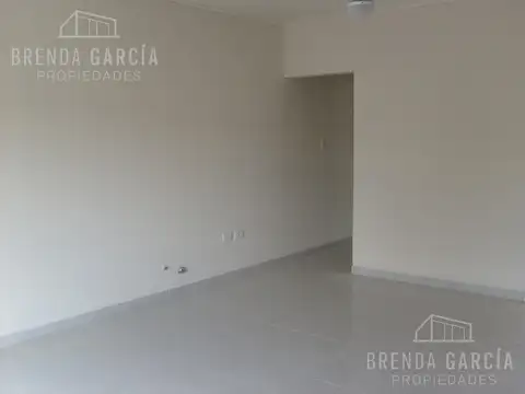 Local en Venta en San Jose, USD 230.000