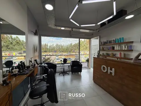 VENTA LOCAL COMERCIAL EXCELENTE UBICACION - LIRIOS DEL TALAR