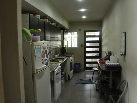 Depto Tipo Casa en Venta en Los Hornos, USD 80.000