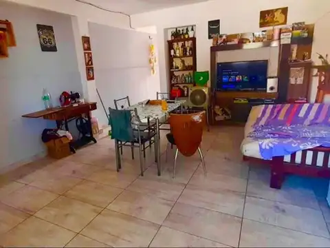Depto Tipo Casa en Venta de 2 ambientes