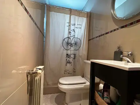 Casa 5 ambientes con 2 baños
