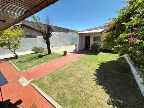 Depto Tipo Casa en Venta en Lomas de Zamora, USD 43.000