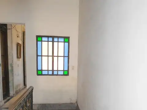 Depto Tipo Casa 6 ambientes con 2 baños